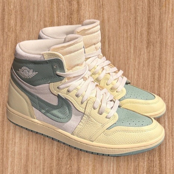 🎄 Christmas Sale 🎄 Size 10 Nike Air Jordan 1 Green Beige & White - Worn Once - Picture 13 of 13